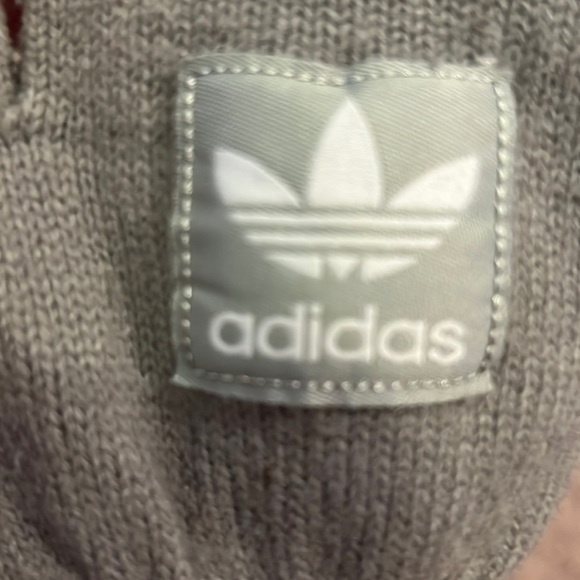 Adidas gray mittens gloves from Adidas Milan, Italy store excellent condition S​ - Picture 7 of 7